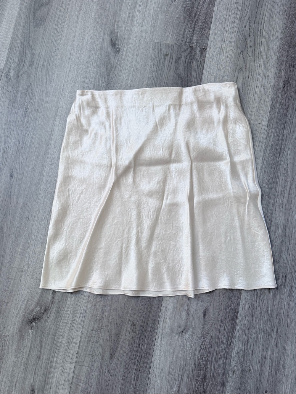 Aritzia Classic White Women's A-Line Skirt